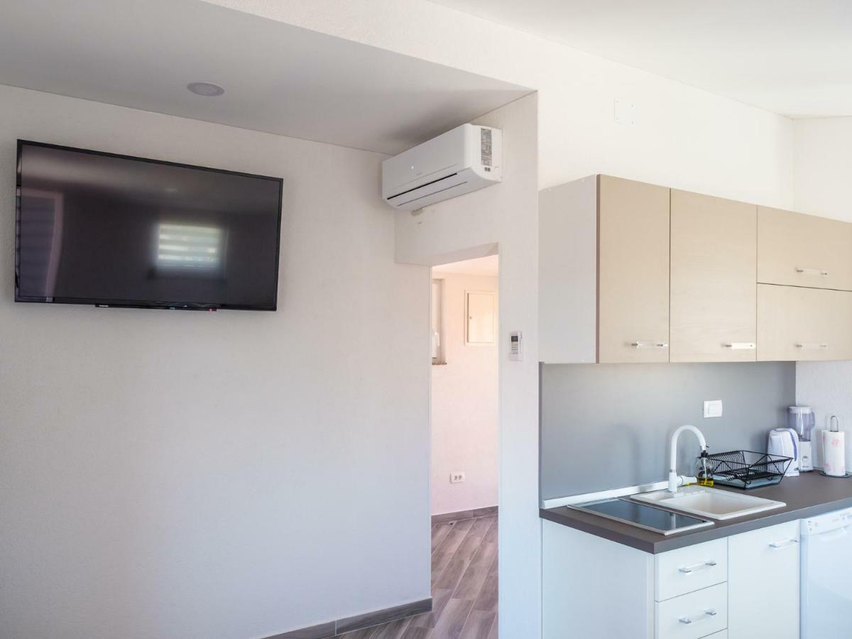 Apartment ˝Soleil˝ Vir Bagian luar foto
