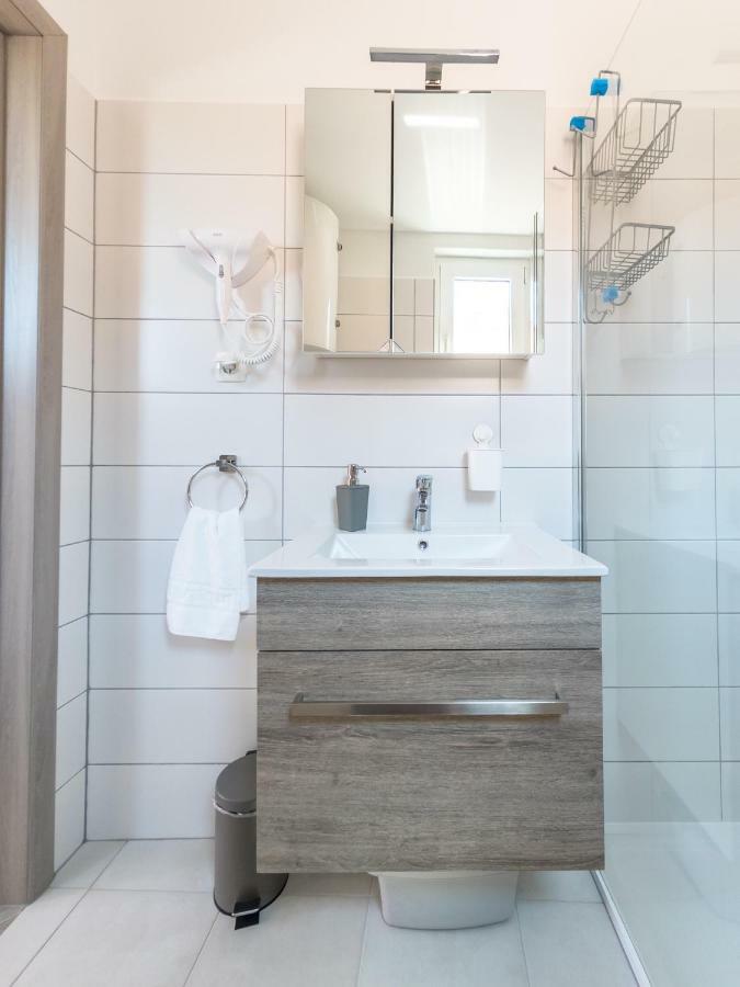 Apartment ˝Soleil˝ Vir Bagian luar foto