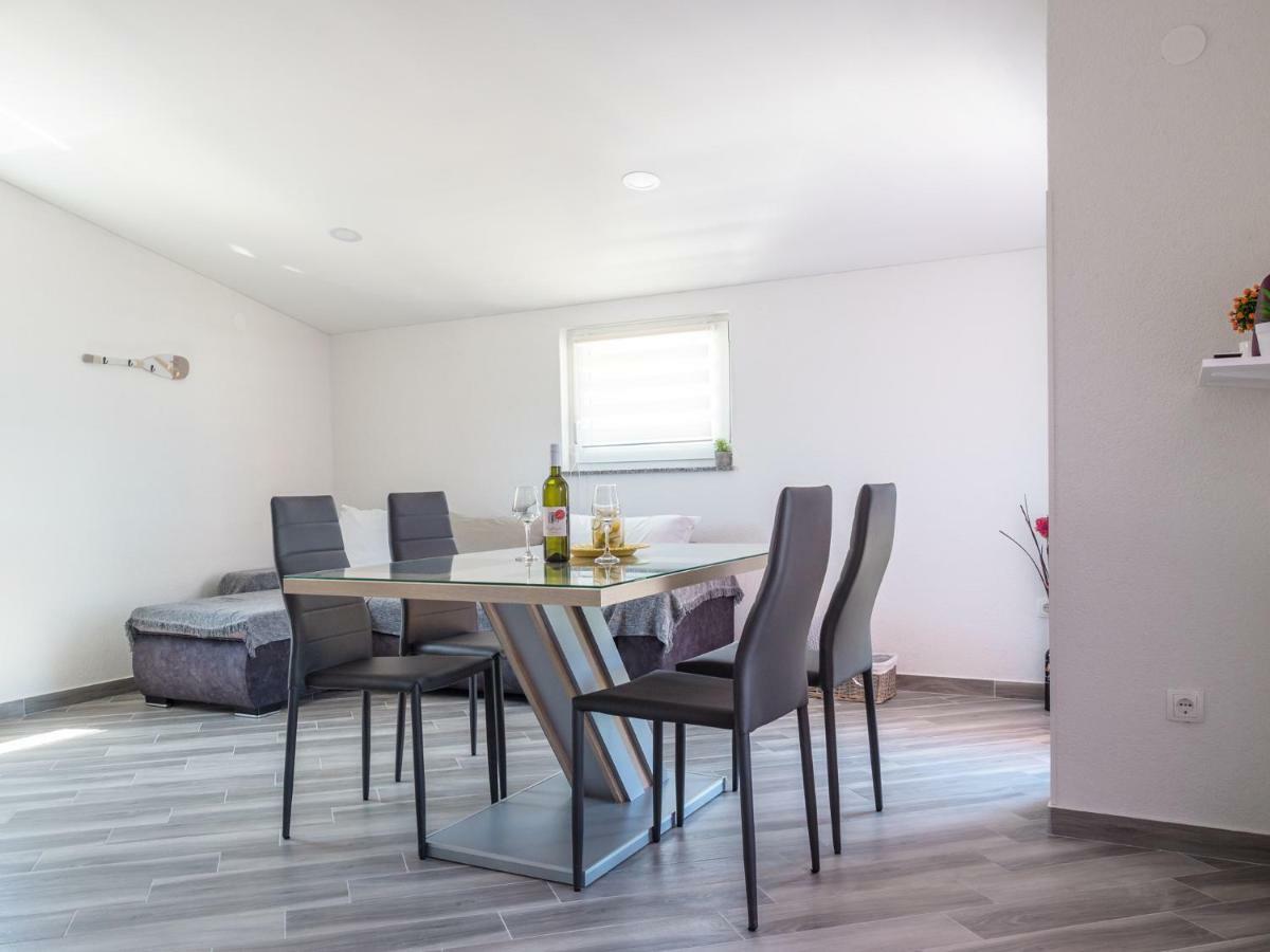 Apartment ˝Soleil˝ Vir Bagian luar foto